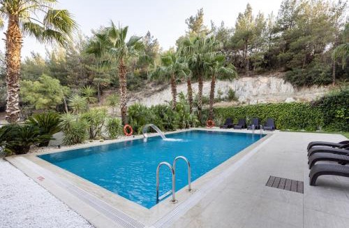 Bornova Apartment | Utopia Suite Residence - 4 Bedroom Apartment