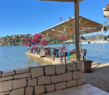 Kaleucagiz House | Kekova Theimussa
