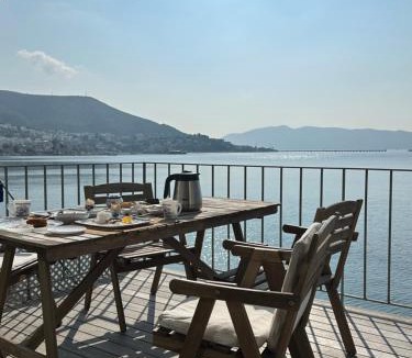 Bodrum City Center Apartment | Bodrum Beachfront City Center Dream House