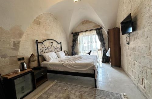 Artuklu Hotel | Petra Şah Konağı