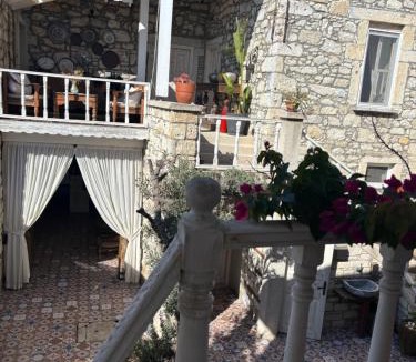 Tokoglu Hotel | MorisiAvluAlaçatı