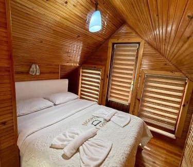 Macka Ski Chalet | Isgobya Sumela Monastery 106