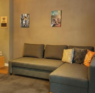 Moda Apartment | Cosy flat with a garden in central Kadikoy