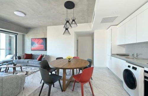 Bomonti House | Bright Lovely Modern 2BD25 Condo PoolGym! #220