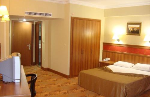 Marmaris City Center Hotel | Green Nature Resort and Spa