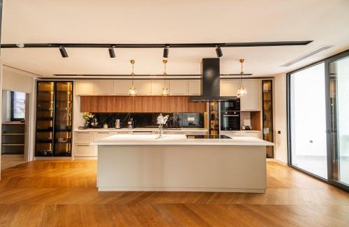 Dosemealti Villa | 5-Bedroom Villa with Pool & Sauna