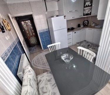 Bornova Apartment | 3Ege Üniversitesine ve Hastane ye çok yakın aile için uygun