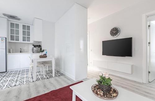 Bebek Apartment | Bright Private Modern 2BD1Bath Bebek Gem! #247