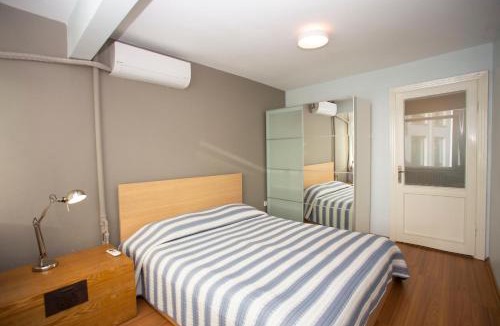 Kabatas Apartment | Bosphorus View Penthouse with Terrace