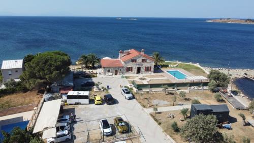 Seferihisar Hotel | Lavantalı Konak Otel Restoran