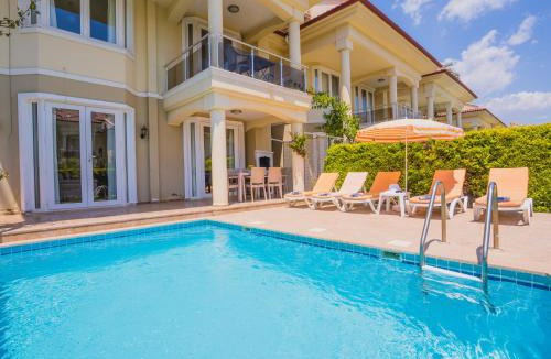 Fethiye City Center Villa | Sunset Beach Club Aqualettings Pearl 4