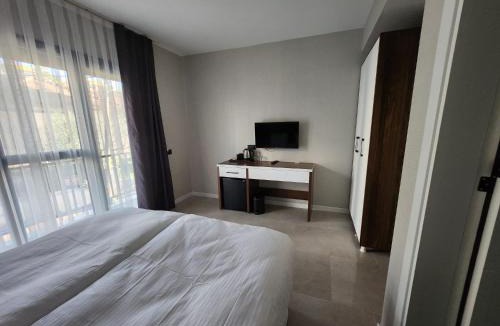 Kadnlar Denizi Mahallesi Hotel | Lulubay Rooms & Suites