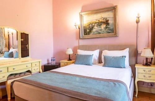 Adalar Hotel | Büyükada Anastasia Meziki History Mansion
