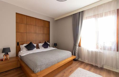 Moda Apartment | Exclusive Vibrant 3BR Duplex w Terrace in Kadıköy!