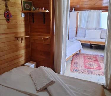 Cirali Bed & Breakfast | KUŞ YUVASI PANSiYON