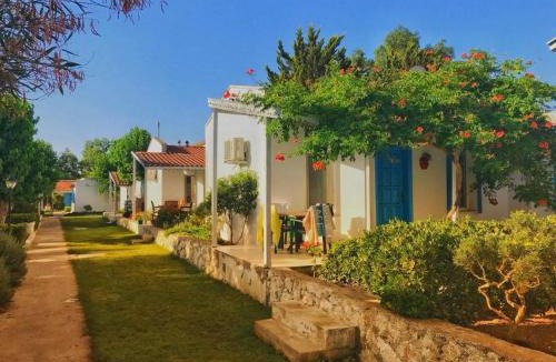 Seferihisar Resort | Teos Ormanci Tatil Koyu