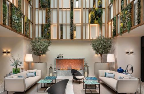 Uskudar Hotel | Address Istanbul