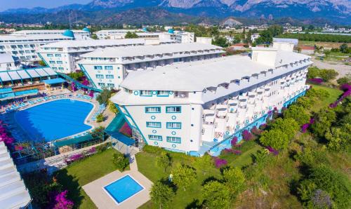 Kiris Hotel | Miarosa Kemer Beach