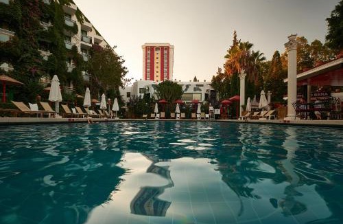 Guzeloba Mahallesi Hotel | Club Hotel Sera