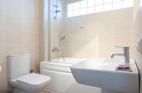 Emin Sinan Apartment | Aslan Apartments