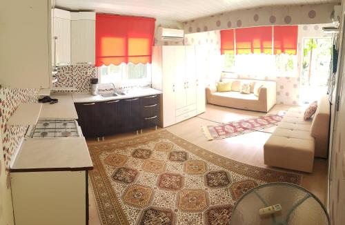 Cirali House | Saklı Bahçe pensiyon & camping