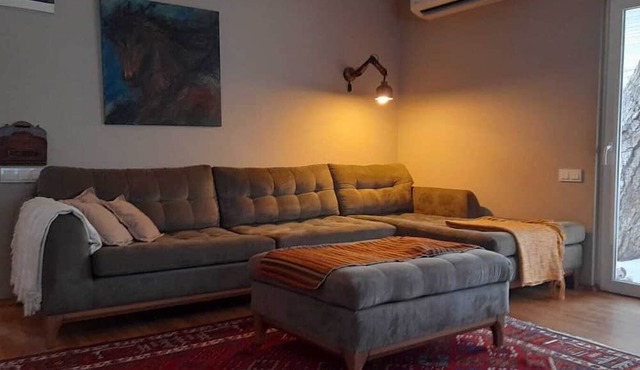 Cosy cottage with sauna next to national park & historic ruins in Dösemealti