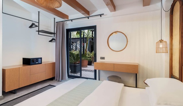 Lupia Suites