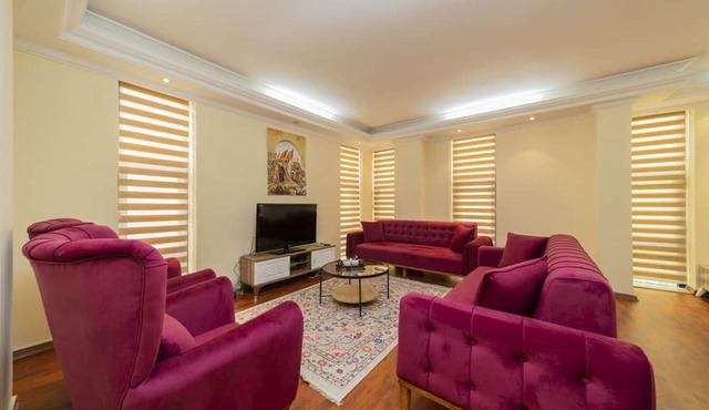 Flat in Antalya Near Beaches and Hadrian's Wall in Antalya