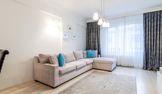 Central Cozy Flat 5 min to City's Mall in Sisli in Istanbul