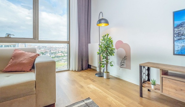 0051 - Kadikoy, comfy, cozy and modern. in Istanbul