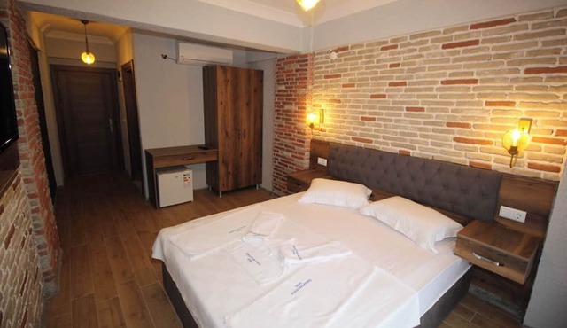 Mari Pembe Otel in Marmara