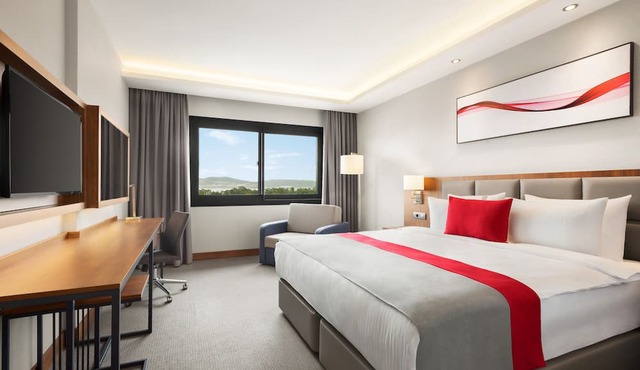 Ramada by Wyndham Izmir Aliaga