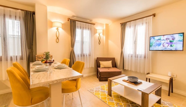 KALAMAKİ FLATS