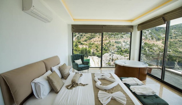 İnfinity Signature Villas in Kaş