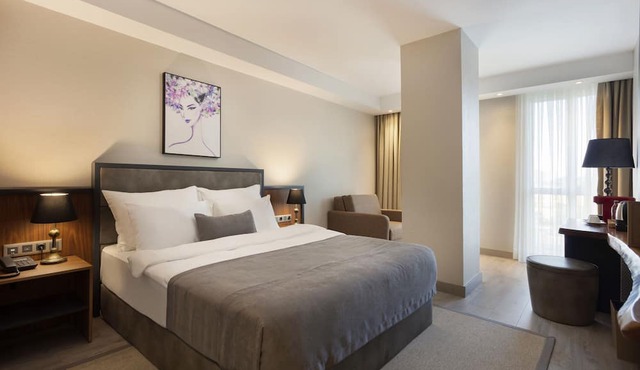İzz Hotel Koşuyolu in Istanbul