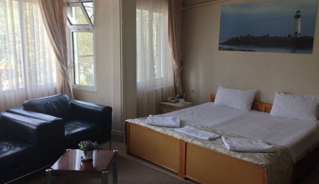 Caylan Hotel