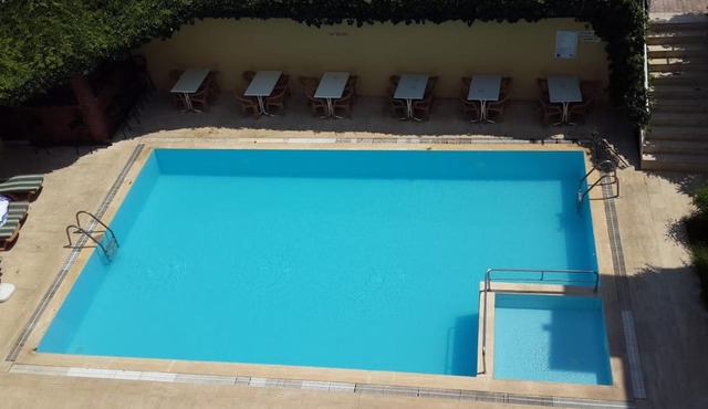 Caner Hotel