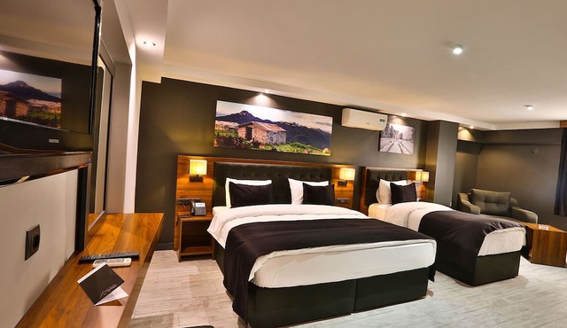 Azra Suite Otel