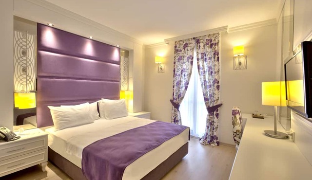 Baga Hotel in Ula