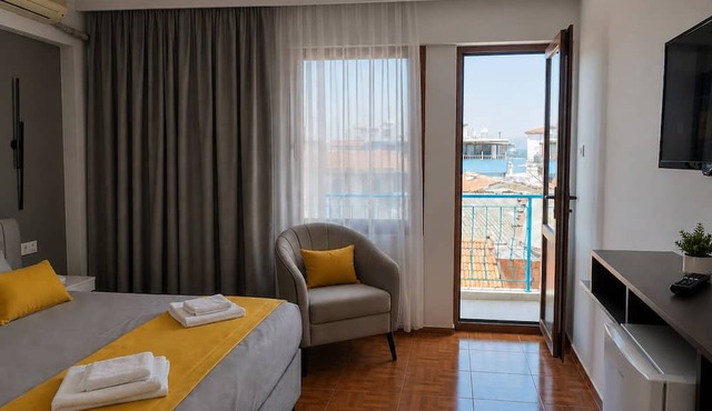 Hotel Efesian B&B City Center - Harbour in Kuşadası