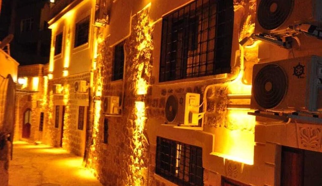 Kasr-i Ahenk Konaği in Mardin