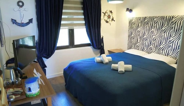 Atroa Otel