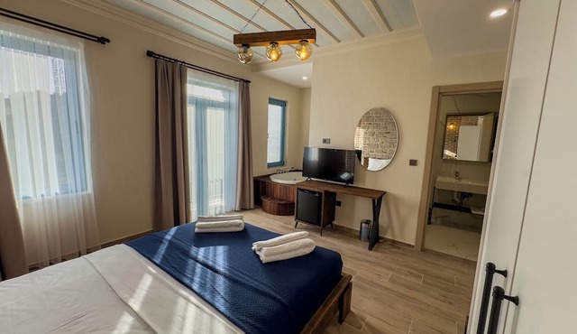 Cunda Nisa Otel