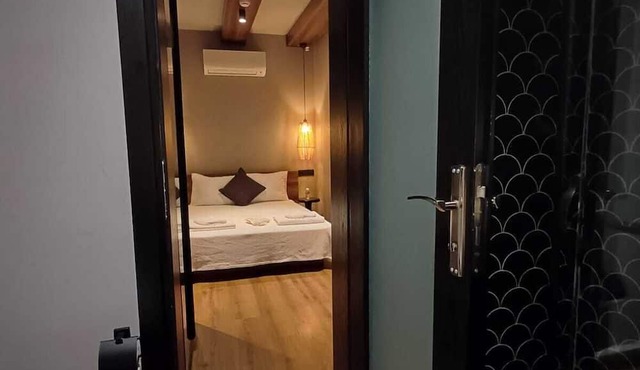 Elia Otel Urla