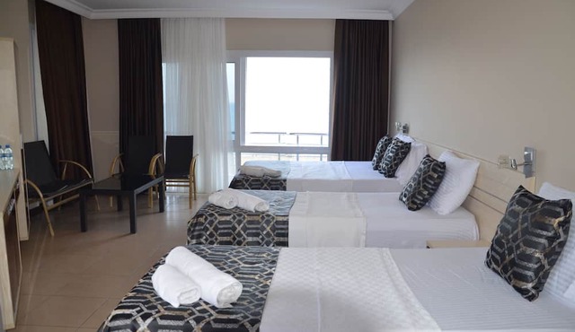 Denizkumu Hotel in Erdemli