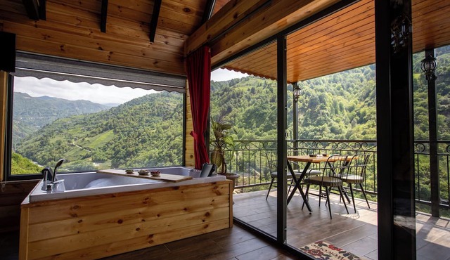 Mola Suit Bungalov in Senyamaç