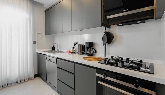 Central Flat w Balcony 5 min to Lara Beach in Antalya