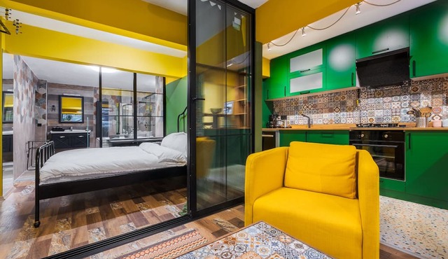 Flat w Jacuzzi and Backyard 6 min to Kadikoy Coast