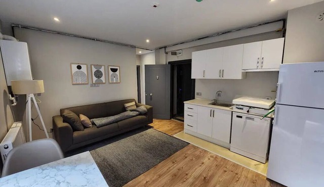 Brand New Flat in City Centre
