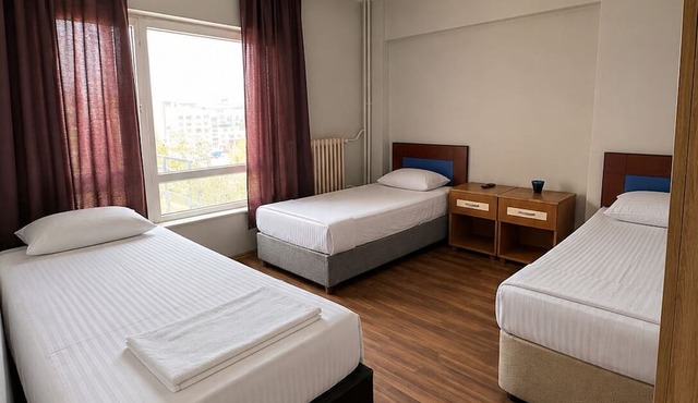 Paris Otel İtfaiye Meydanı in Ankara